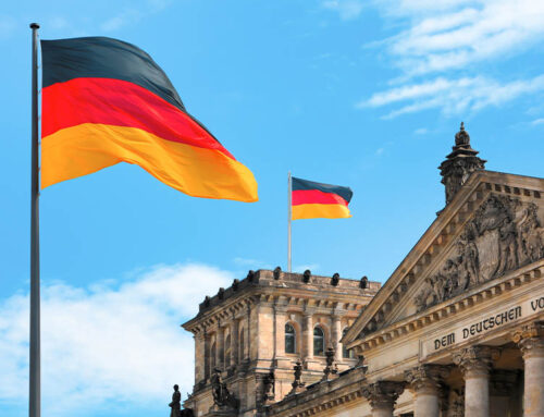 Schwarz-Rot-Gold als identitätsstiftendes Symbol für unsere Demokratie konsequent bewahren – Traditionelle Beflaggung von Dienstgebäuden des Staates wiederherstellen